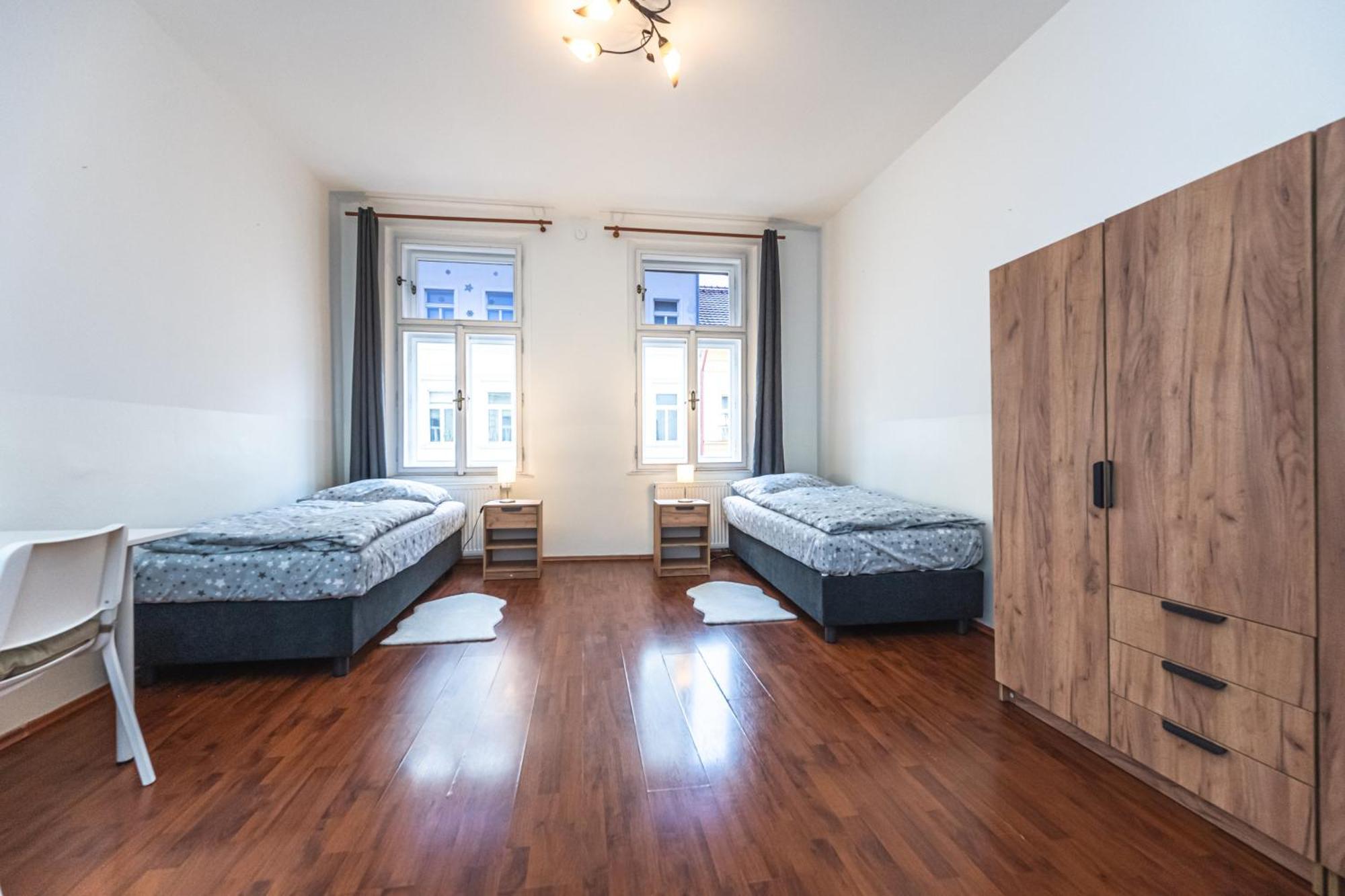 Apartments Kamenicka 23 Prague Exterior photo